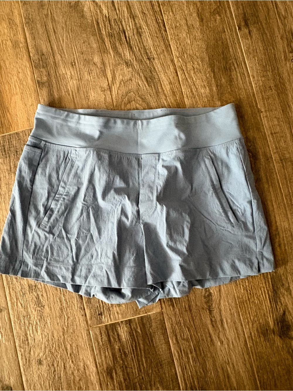 Athleta Trekkie North Shorts-size 12